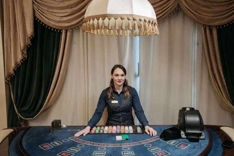 Real Dealers, Real Thrills: How Live Casino Gaming Took Over the American Online Scene